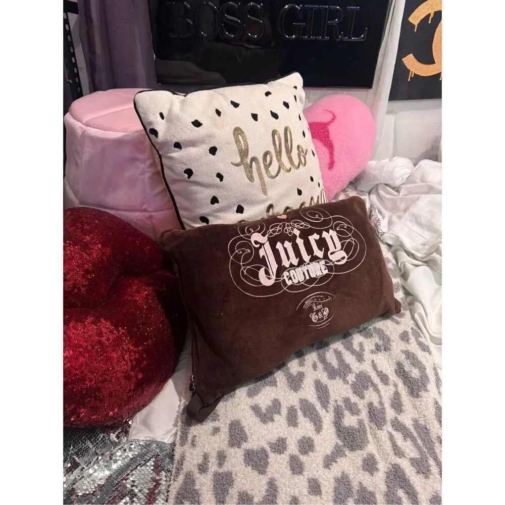 Velour black/pink Y2K vintage Juicy couture slumber party pillow/travel case